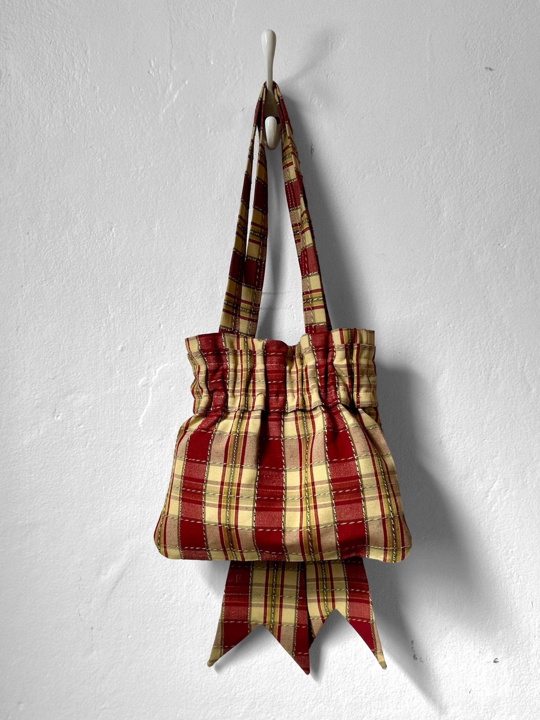 RED HOT // BOW BAG - Atlantic-Pacific